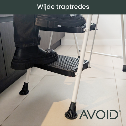 AVOID Huishoudtrap – Keukentrap Opstapkrukje – Inklapbare Trapladder – Wit – Veilig & Stabiel - Avoid